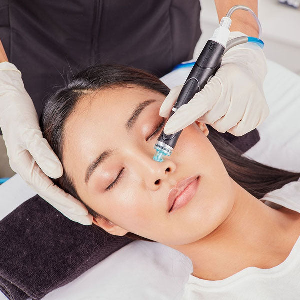 Ultimate Hydrafacial 6 Sessions - £158 per session